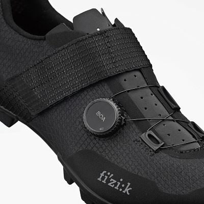 Превью  Велотуфли для кросс-кантри FIZIK Vento Ferox Carbon Black/Black